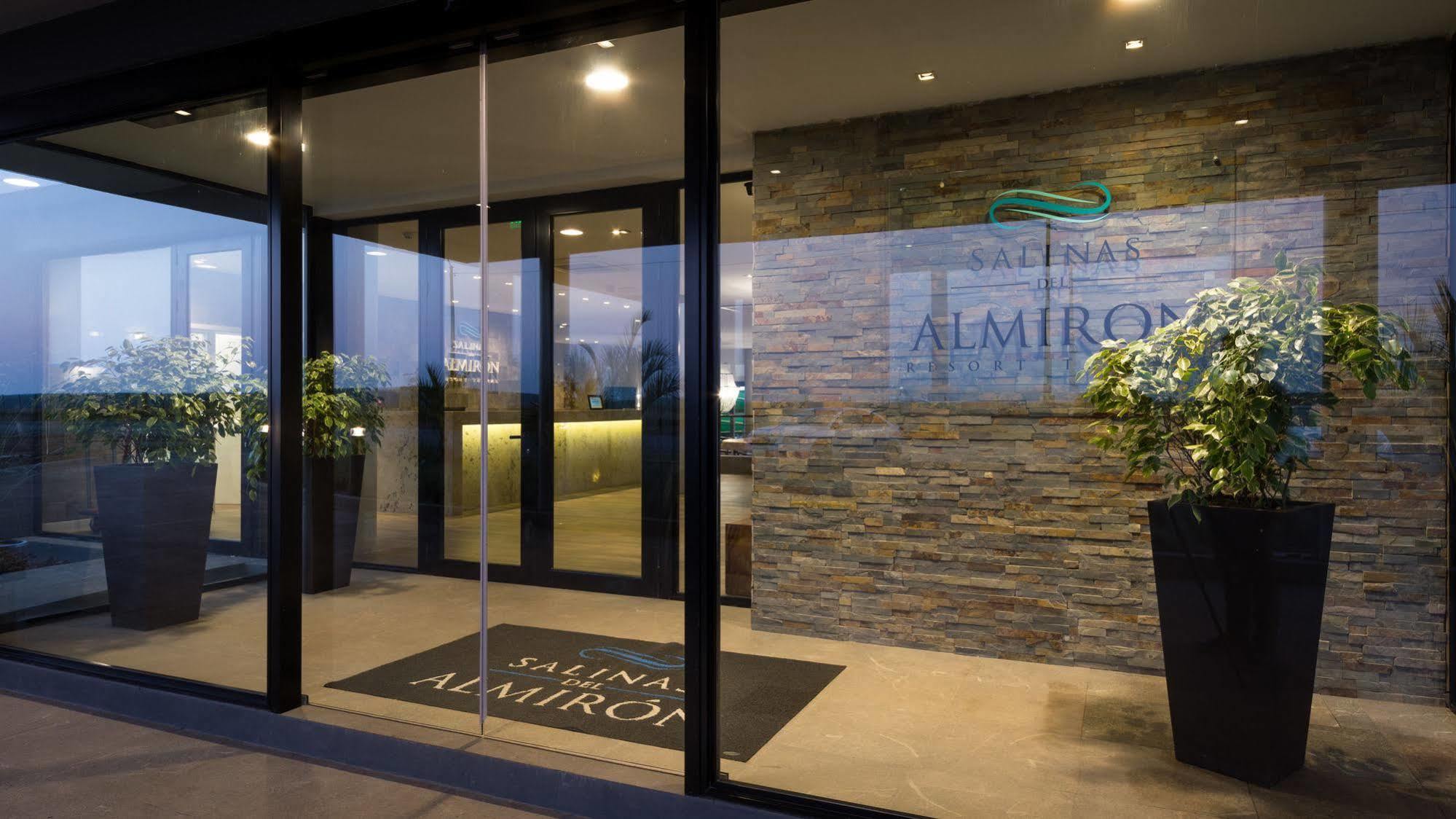 Salinas Del Almiron Resort Termal Termas de Almirón Inmotur Exterior photo